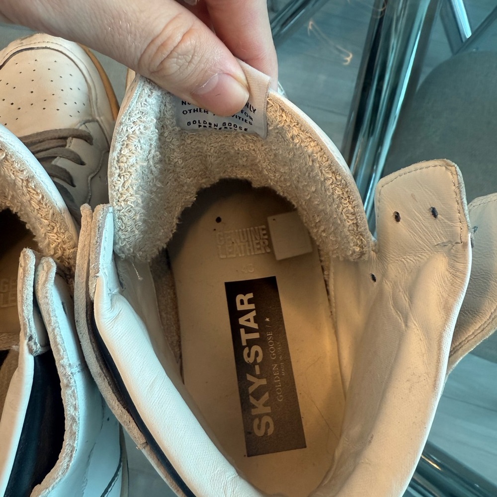 Golden Goose mens Sky-Star High-Top Sneakers - size 43 - Picture 6 of 7